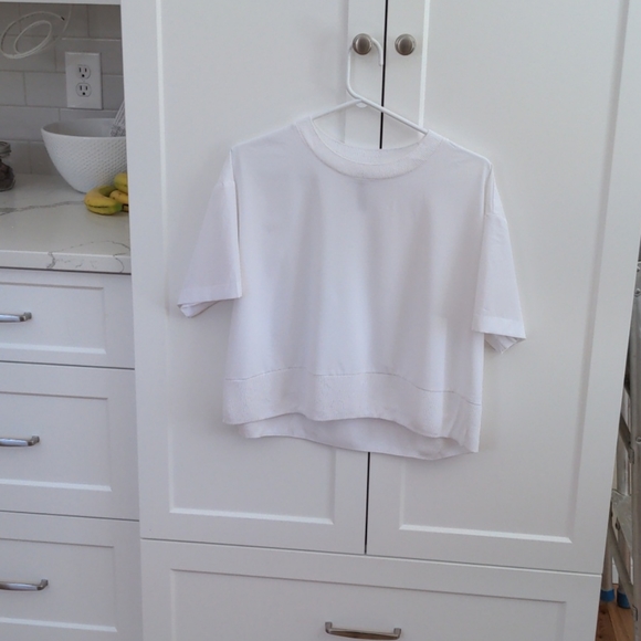 Athleta zephyr top SZ small - Picture 3 of 6